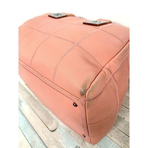 AUTHENTIC CHANEL CAVIAR PINK STITCH LEATHER MEDIUM ZIP TOP SQUARE PURSE HANDBAG - Picture 9 of 11